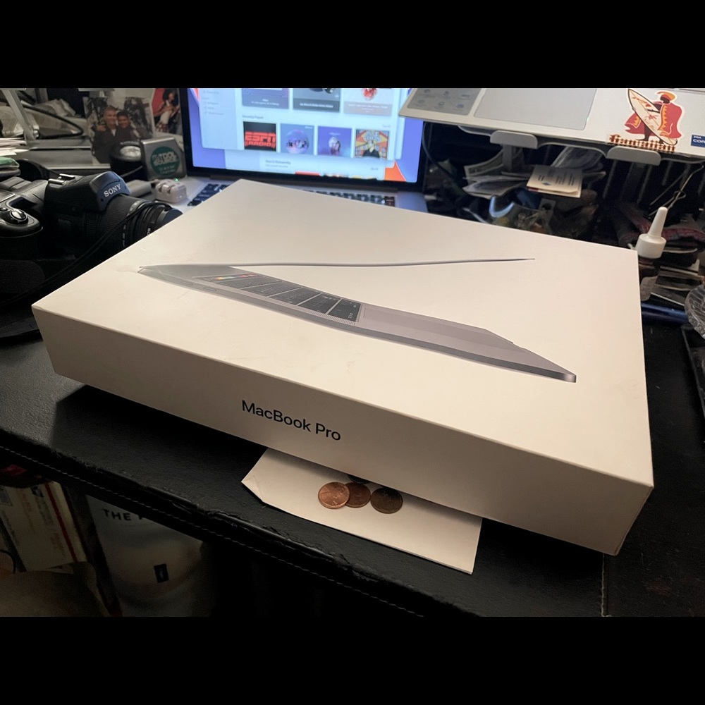 Apple MacBook Pro Original Box Only New